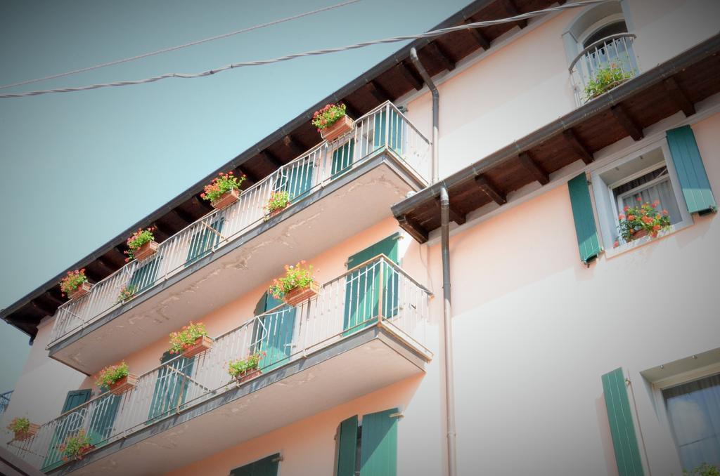 Hotel La Piazzetta Vidiciatico Luaran gambar